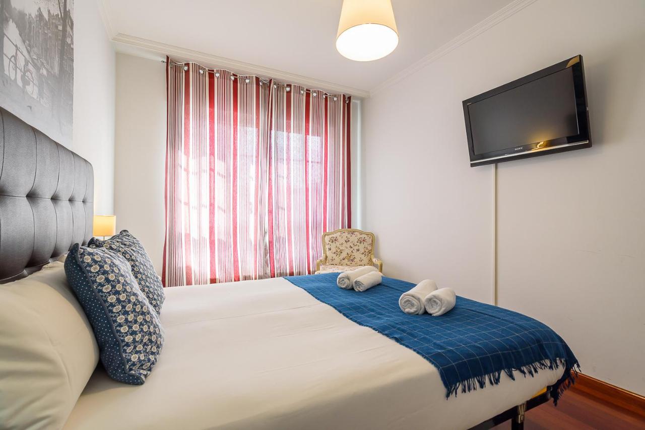 O Faro Apartments Ribadeo Εξωτερικό φωτογραφία